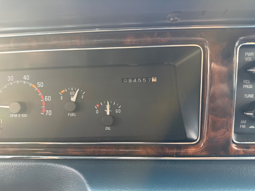 1993 Buick Roadmaster - $15,990