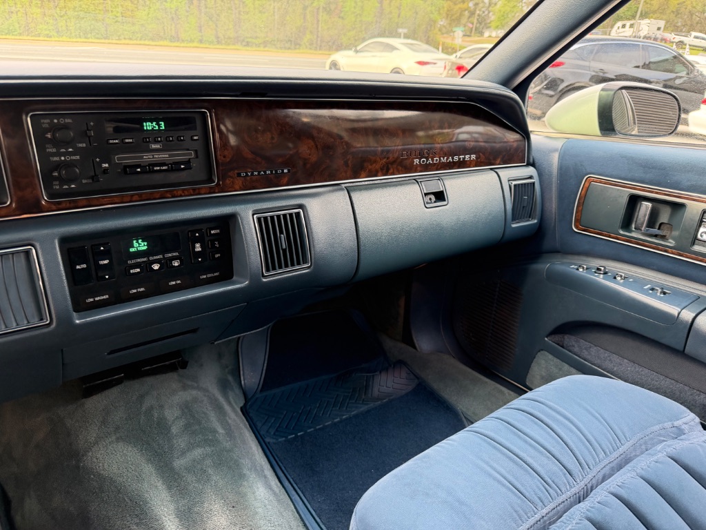 1993 Buick Roadmaster - $15,990