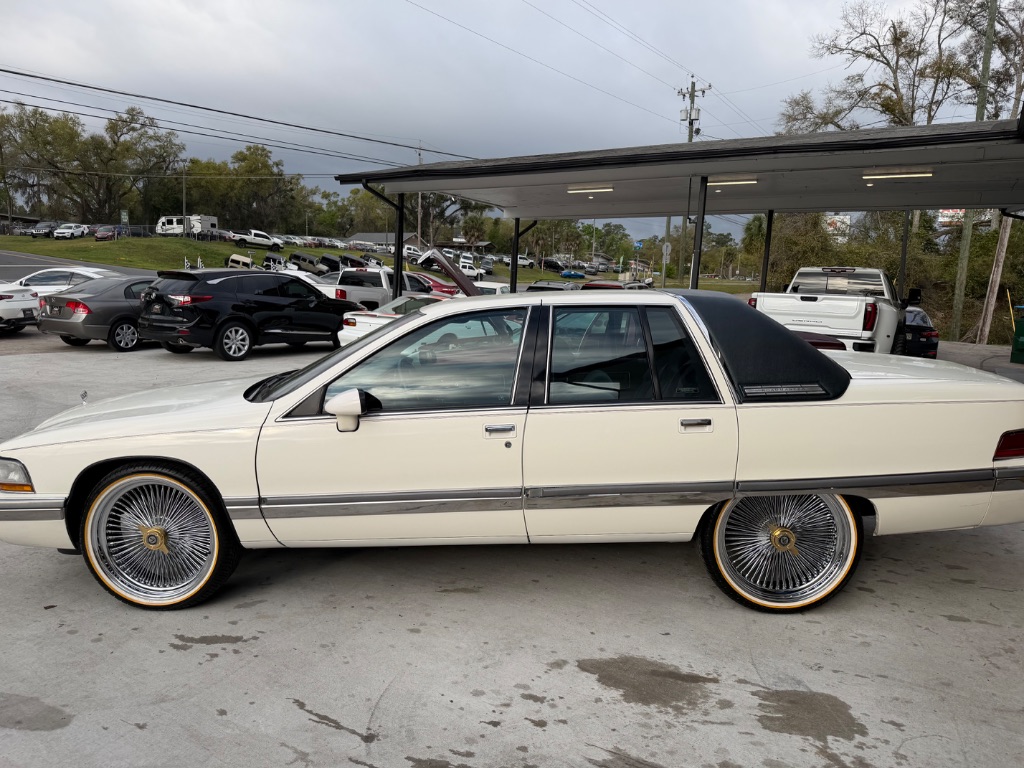 1993 Buick Roadmaster - $15,990