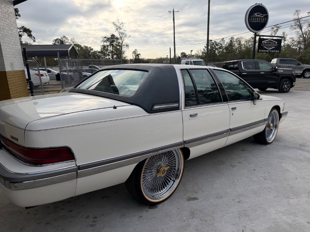 1993 Buick Roadmaster - $15,990