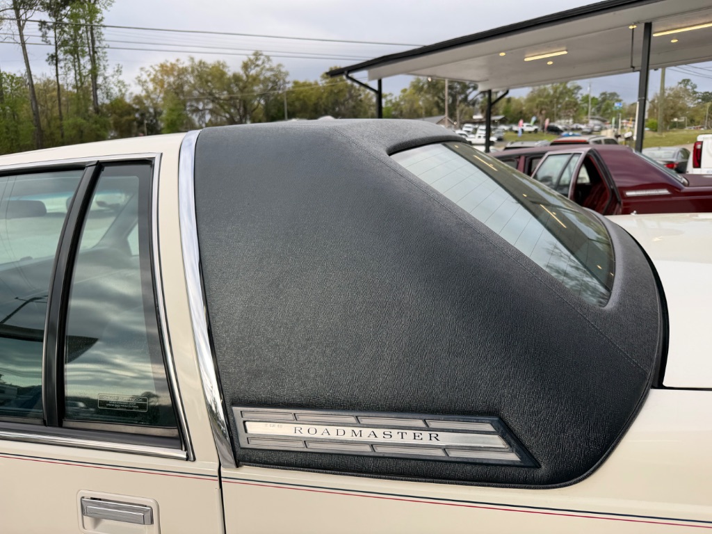 1993 Buick Roadmaster - $15,990