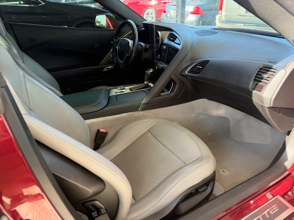 2017 Chevrolet Corvette - $35,990