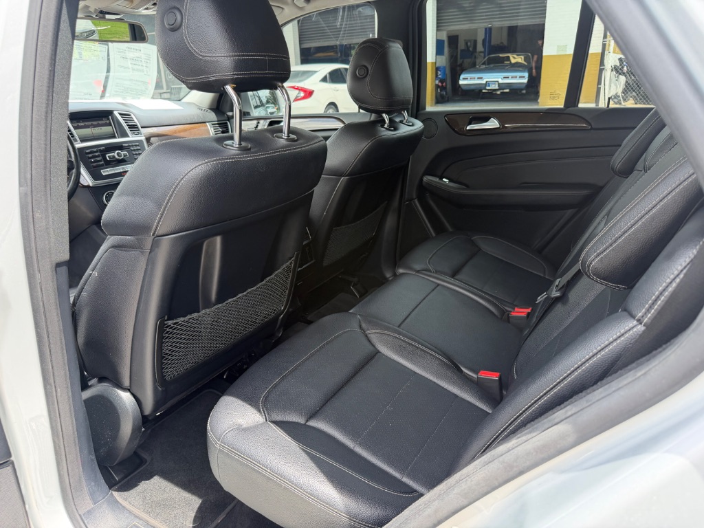 2015 Mercedes-Benz M Class - $8,990