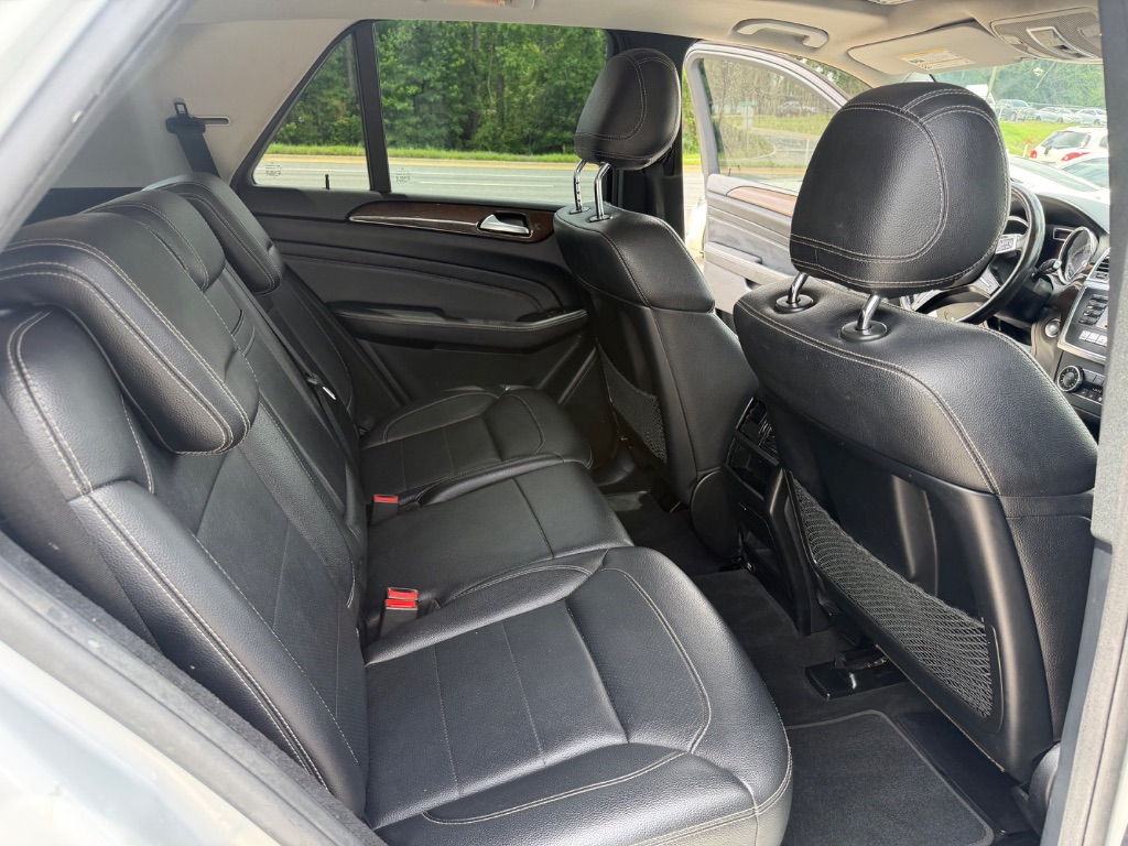 2015 Mercedes-Benz M Class - $8,990