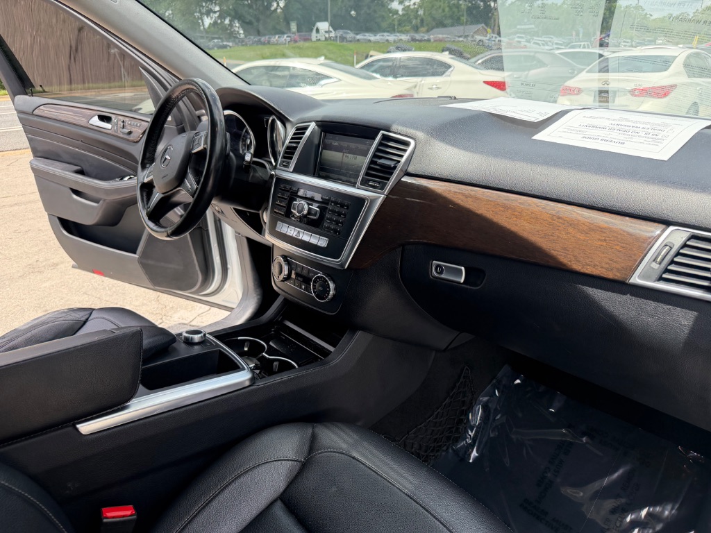 2015 Mercedes-Benz M Class - $8,990