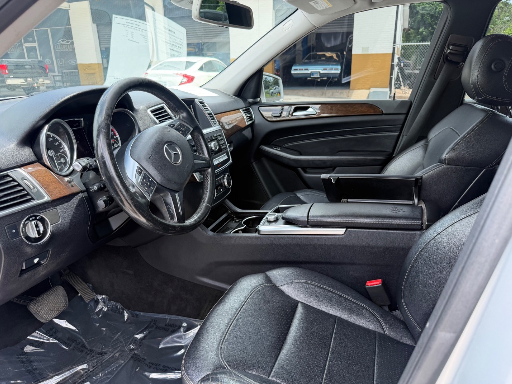 2015 Mercedes-Benz M Class - $8,990