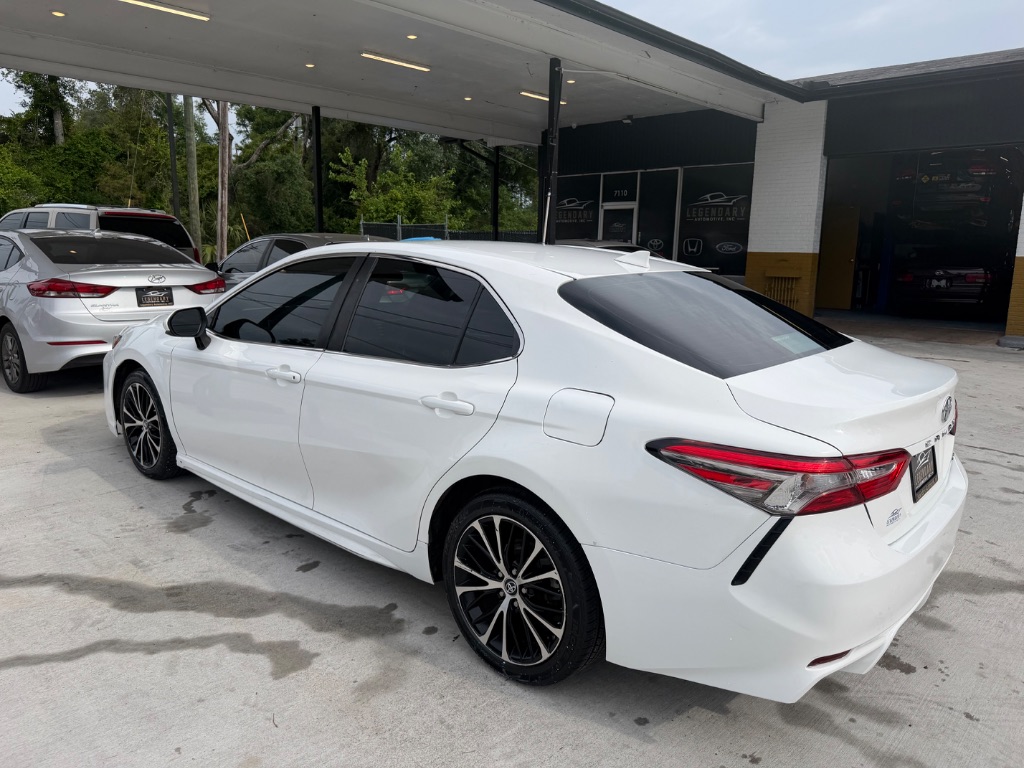 2019 Toyota Camry - $15,990