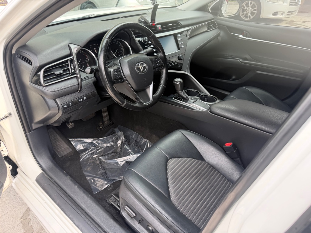 2019 Toyota Camry - $15,990