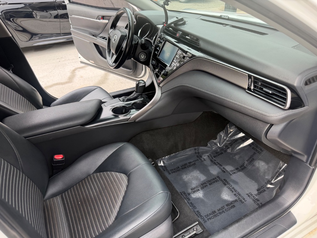 2019 Toyota Camry - $15,990