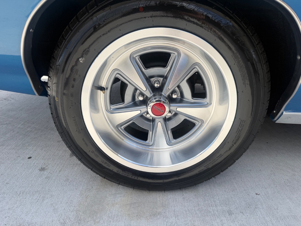 1971 Pontiac Le Mans - $29,990