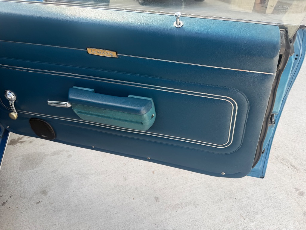 1971 Pontiac Le Mans - $29,990