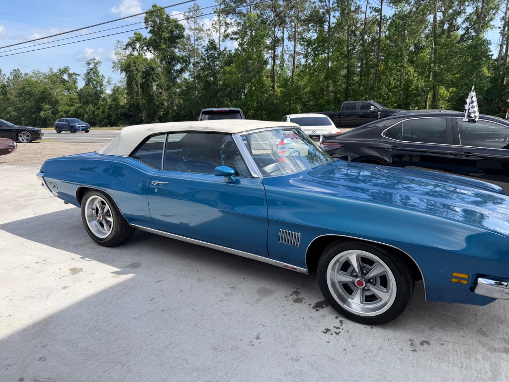 1971 Pontiac Le Mans - $29,990