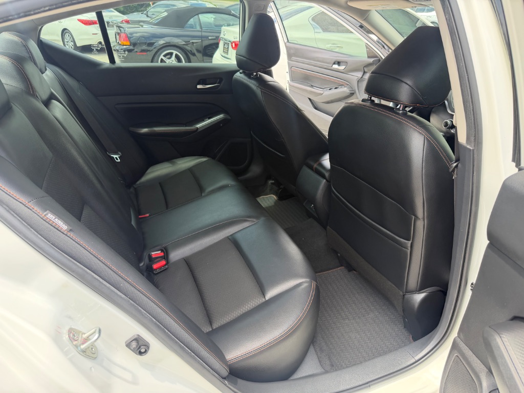 2021 Nissan Altima - $18,990