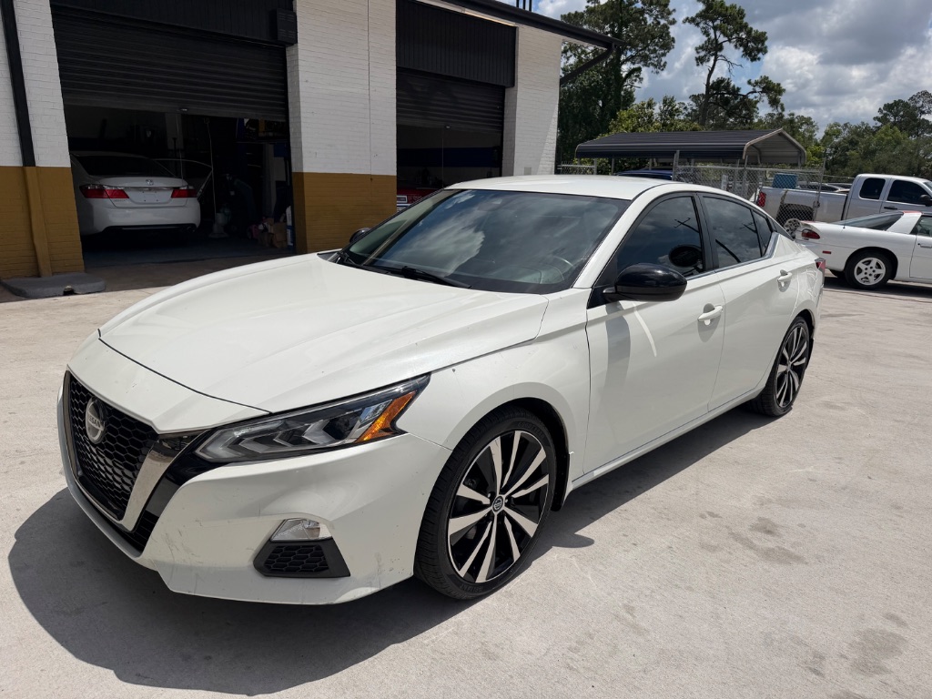 2021 Nissan Altima - $18,990