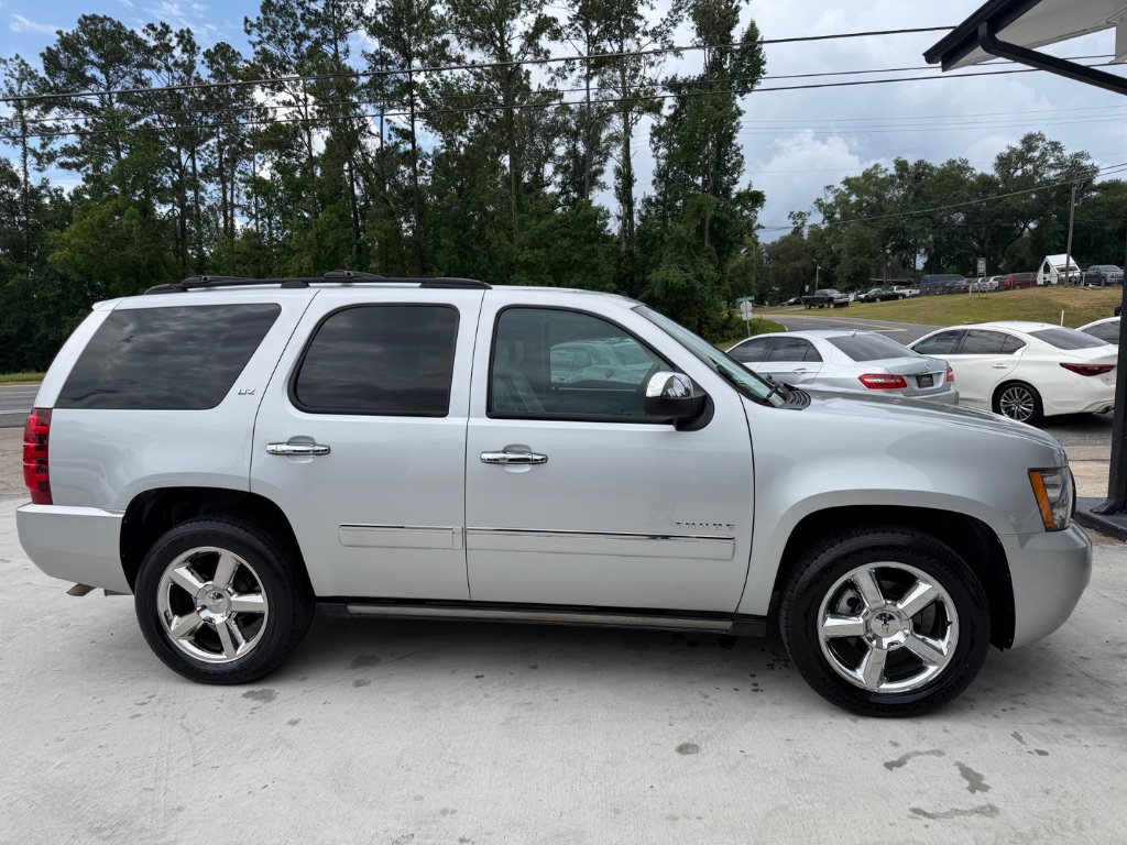 2014 Chevrolet Tahoe - $14,990
