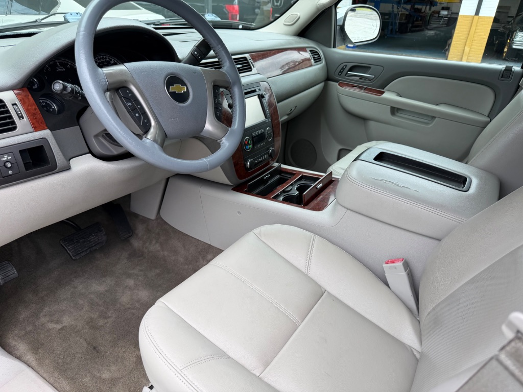 2014 Chevrolet Tahoe - $14,990
