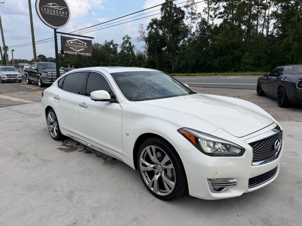 2018 INFINITI Q70 - $17,990