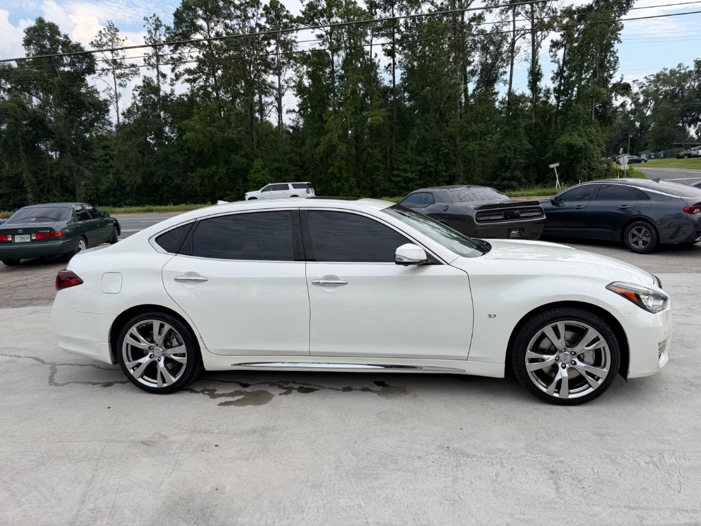 2018 INFINITI Q70 - $17,990