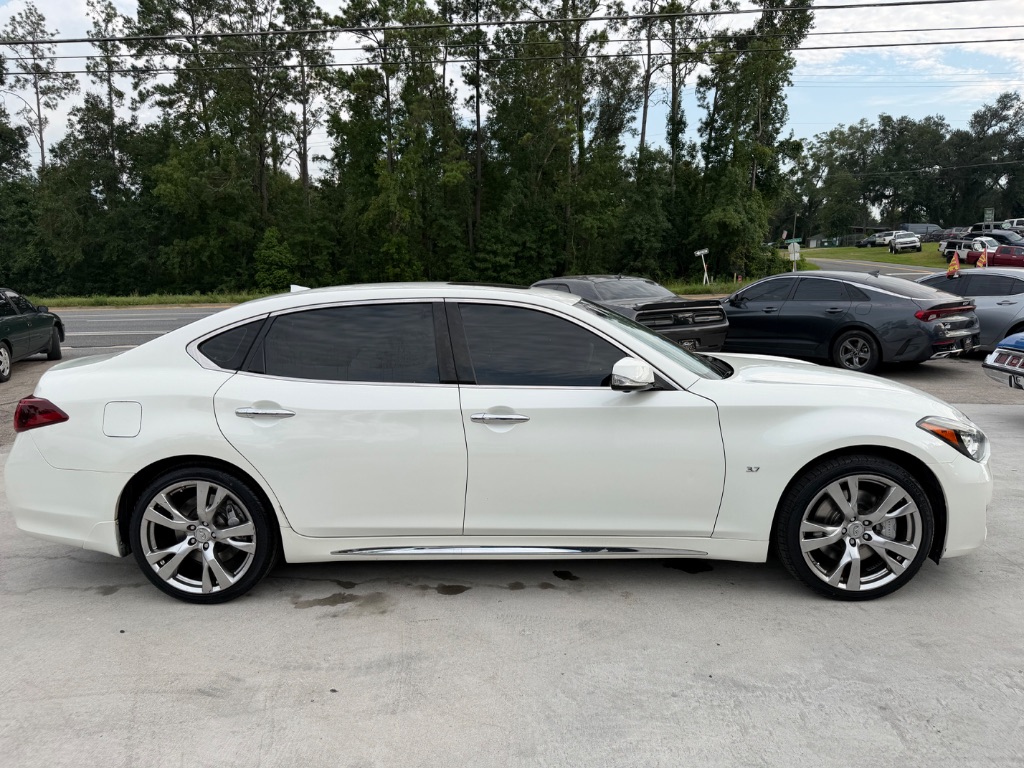 2018 INFINITI Q70 - $17,990