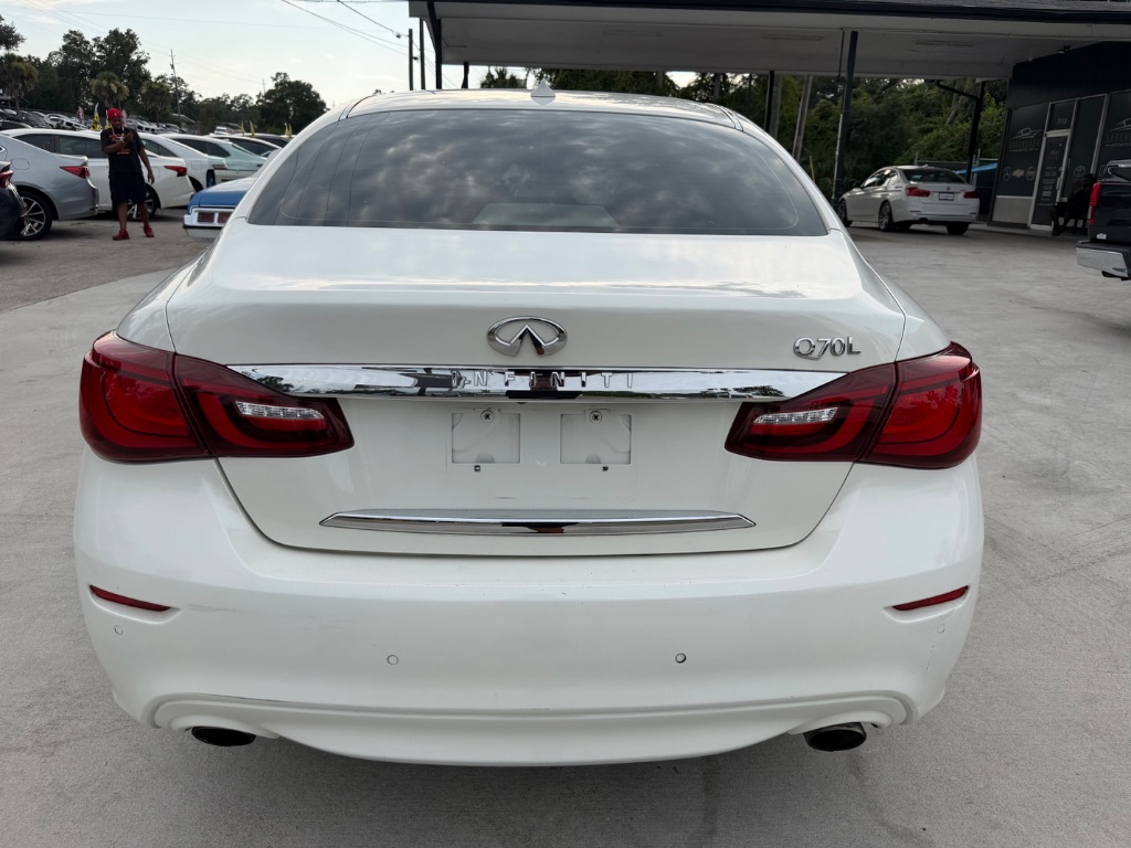 2018 INFINITI Q70 - $17,990