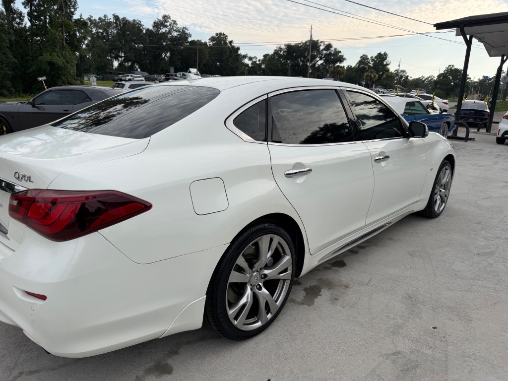 2018 INFINITI Q70 - $17,990