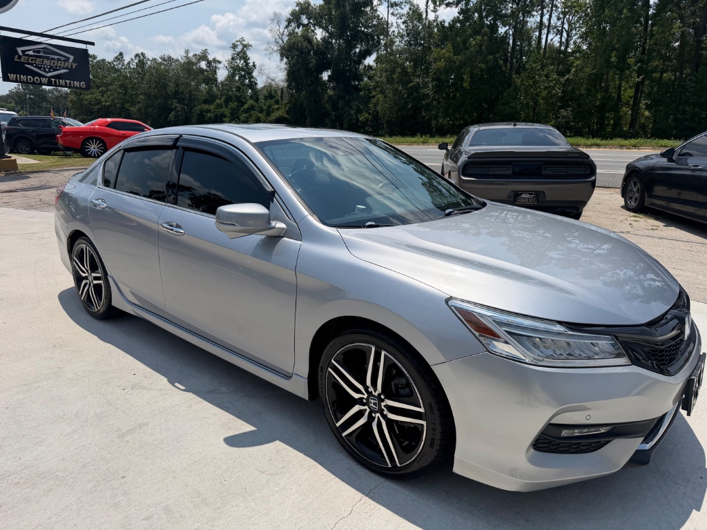2016 Honda Accord - $15,990