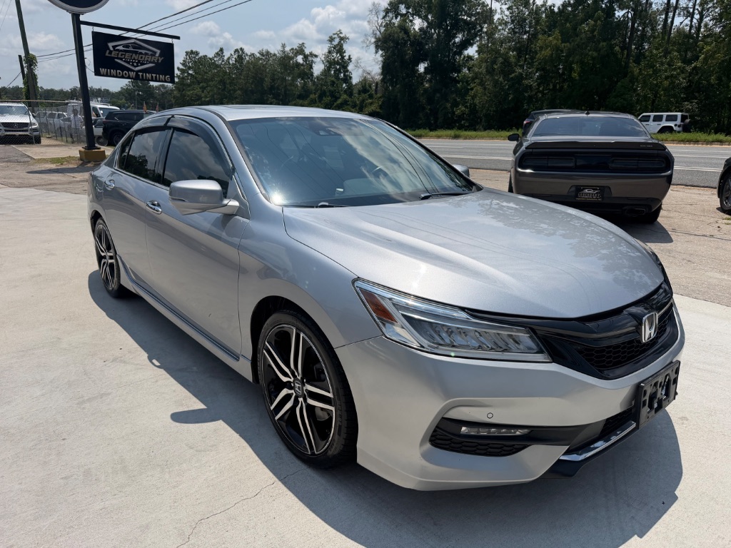 2016 Honda Accord - $15,990