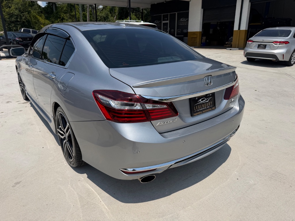 2016 Honda Accord - $15,990