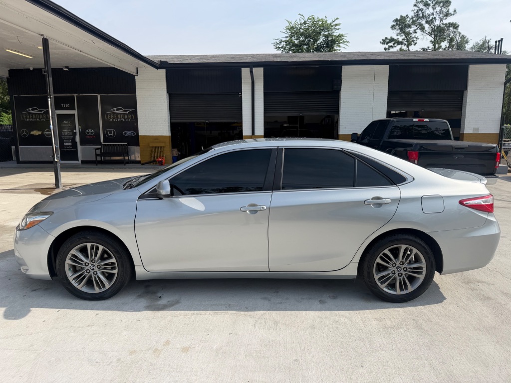 2017 Toyota Camry - $15,990