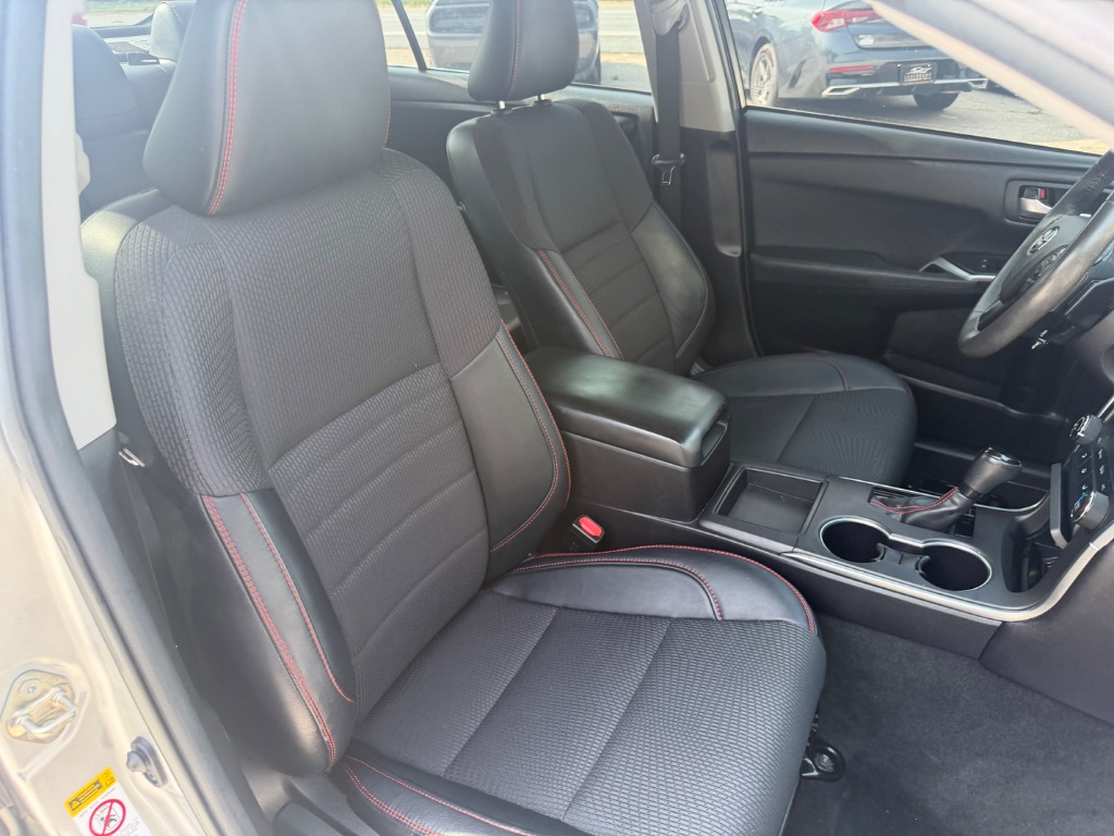 2017 Toyota Camry - $15,990