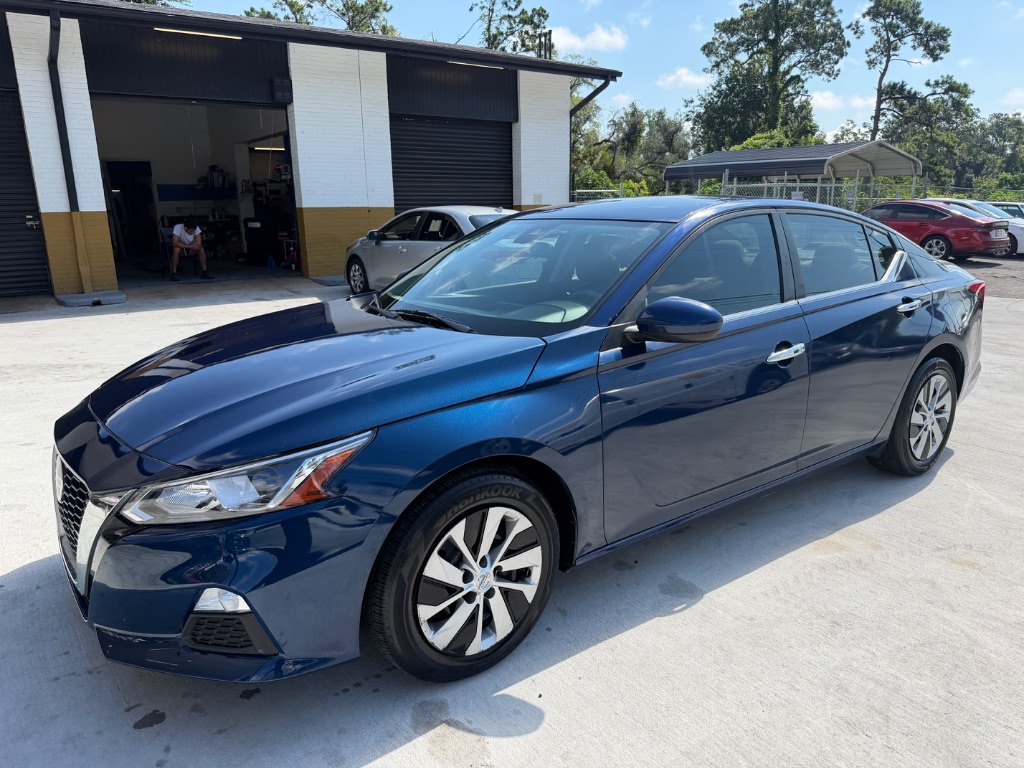 2021 Nissan Altima - $16,990
