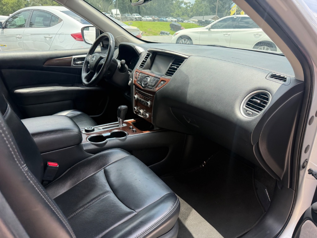 2020 Nissan Pathfinder - $11,990