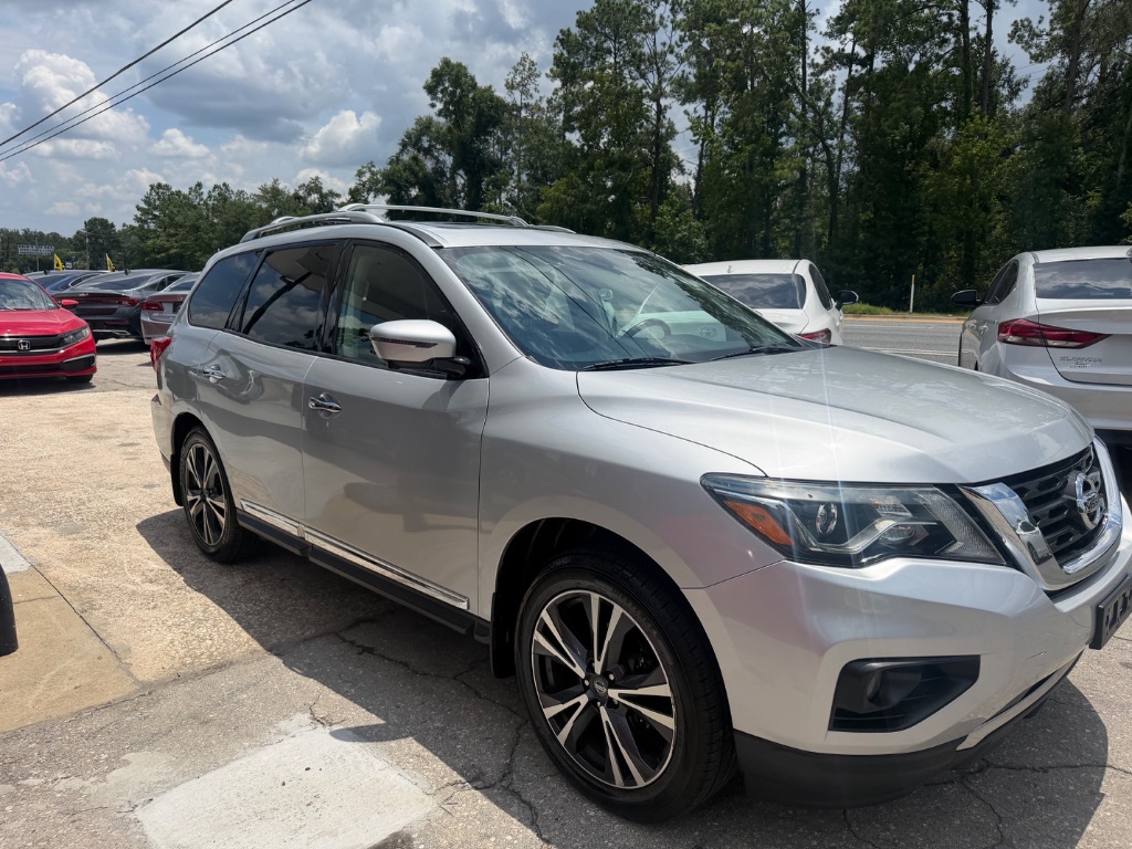 2020 Nissan Pathfinder - $11,990
