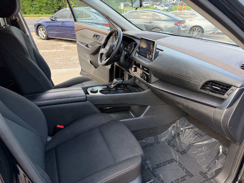 2023 Nissan Rogue - $19,990