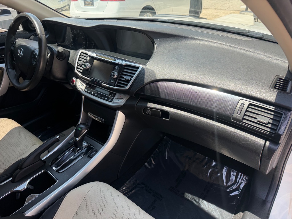 2014 Honda Accord - $13,990
