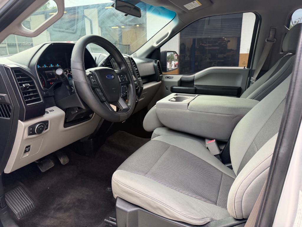 2016 Ford F-150 - $15,990