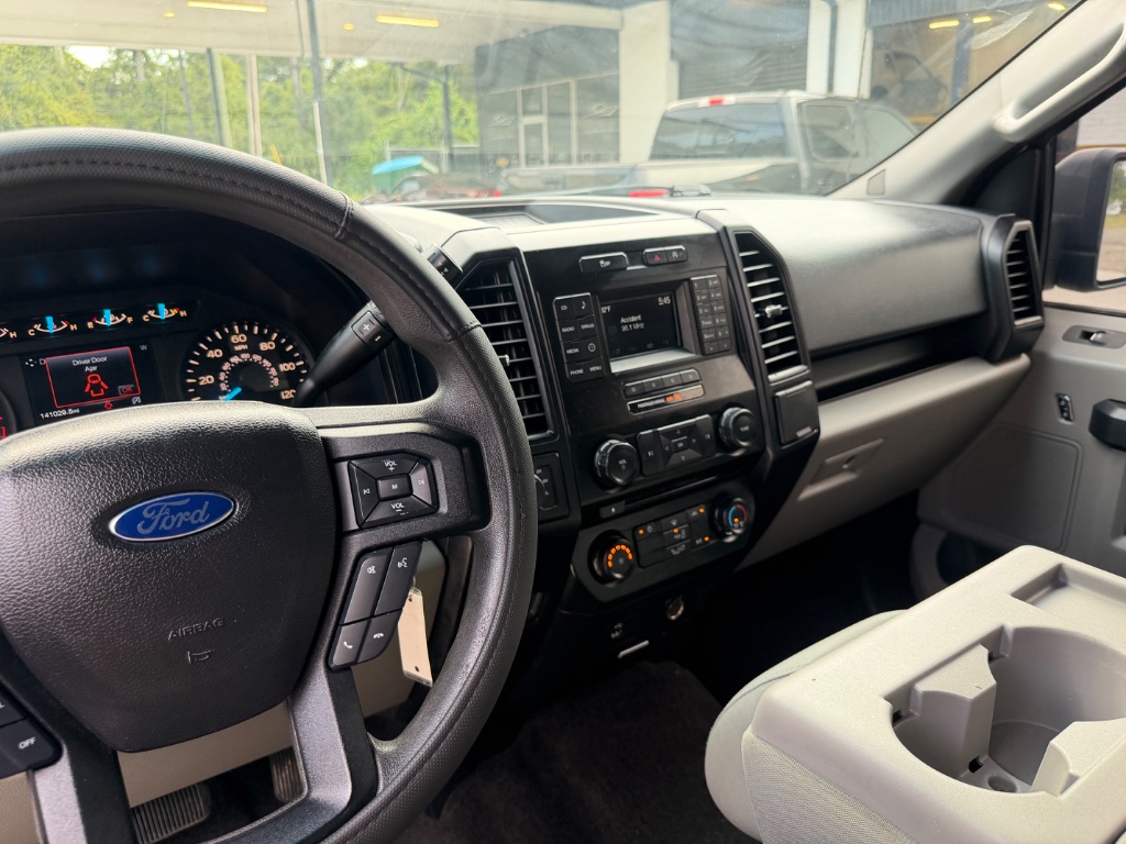 2016 Ford F-150 - $15,990