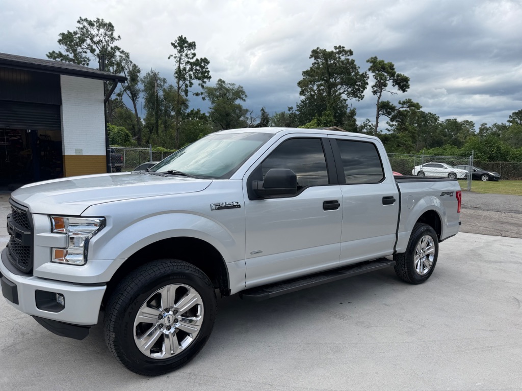 2016 Ford F-150 - $15,990