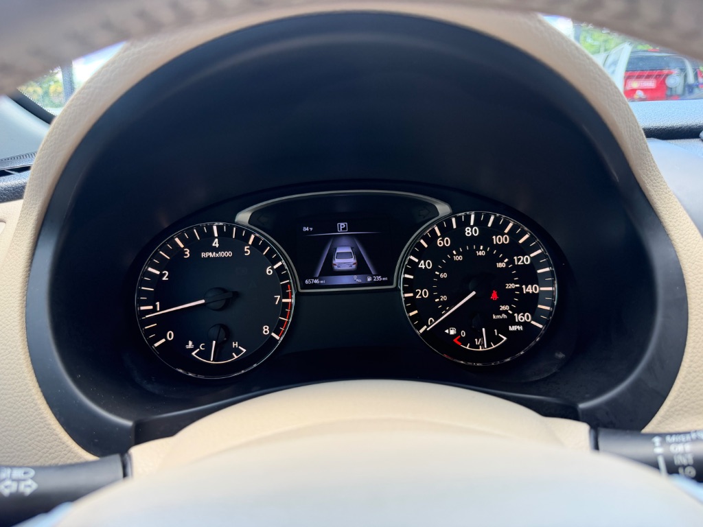 2016 Nissan Altima - $12,990