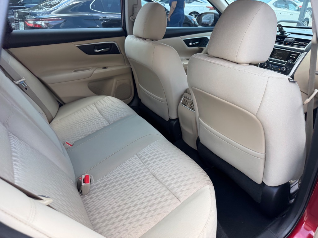 2016 Nissan Altima - $12,990