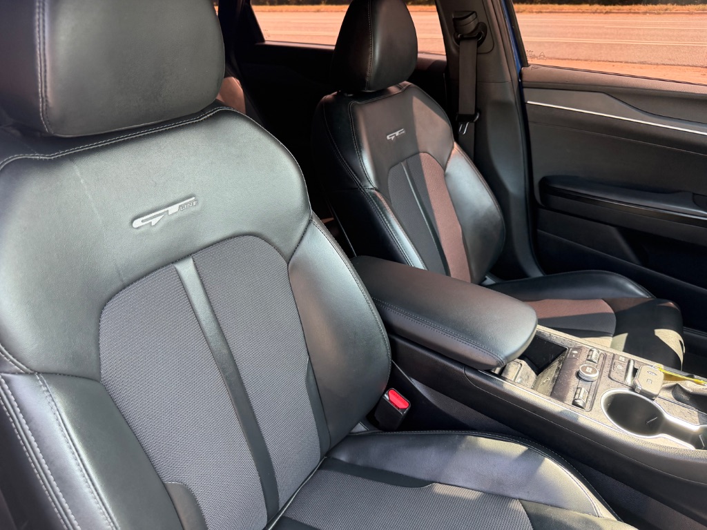 2022 Kia K5 - $19,990
