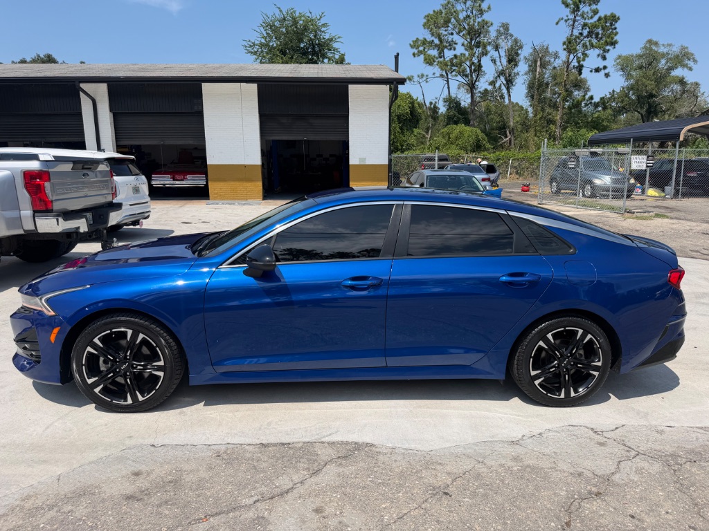2022 Kia K5 - $19,990