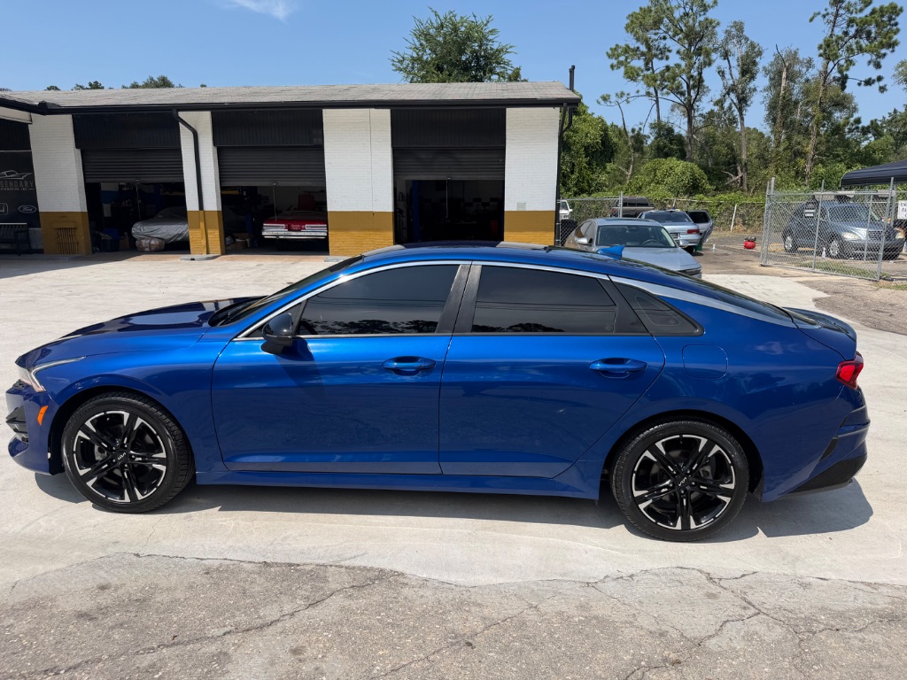 2022 Kia K5 - $19,990