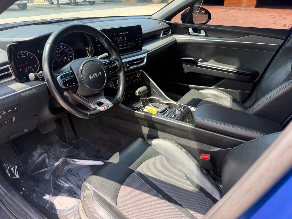 2022 Kia K5 - $19,990