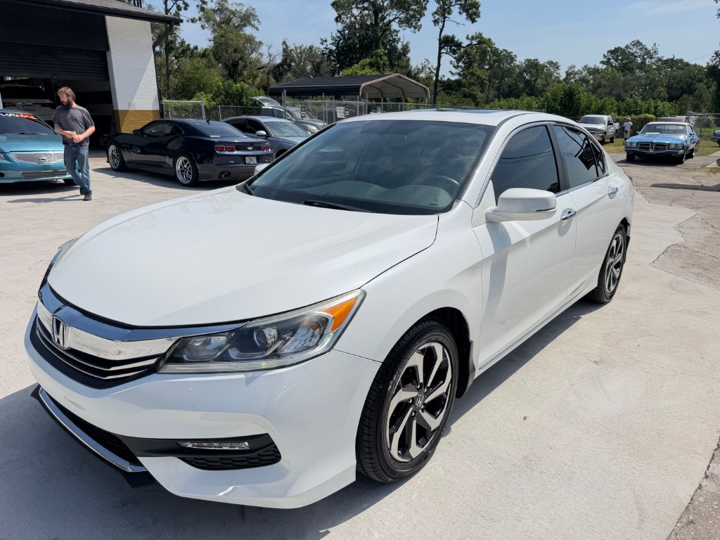 2016 Honda Accord - $18,990