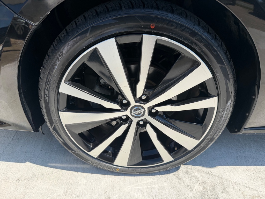 2019 Nissan Altima - $12,990