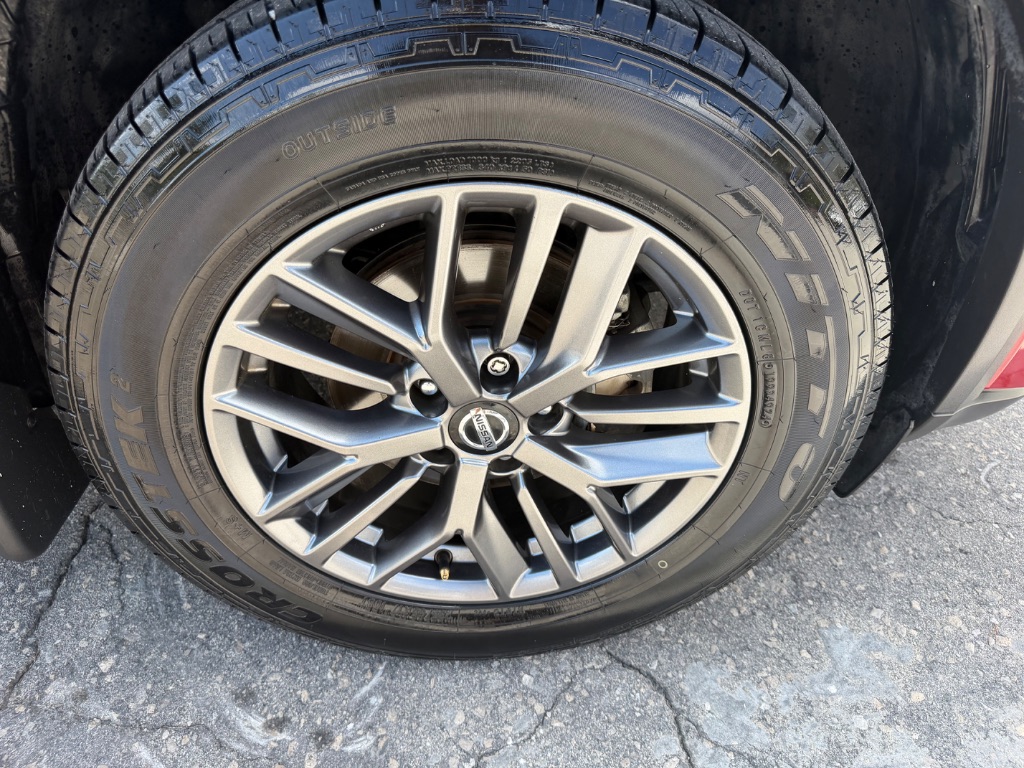 2021 Nissan Rogue - $15,990