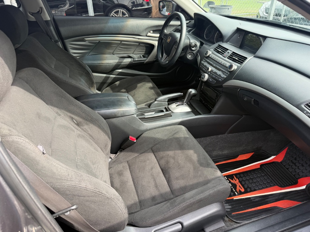 2012 Honda Accord - $8,990