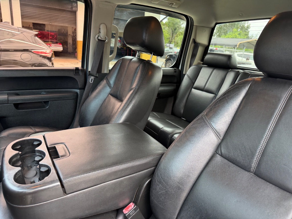 2013 Chevrolet Silverado - $11,990