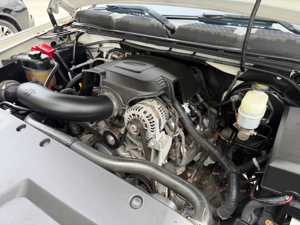 2013 Chevrolet Silverado - $11,990